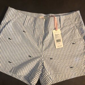 Vineyard vine shorts
